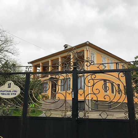 Temo Guest House 10 Batumi Eksteriør bilde